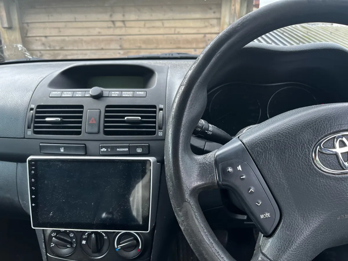 Toyota avensis tax, no NCT - Image 1