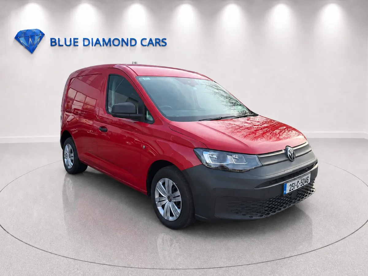 CARGO 2.0 TDI 102HP MANUAL 6SPEED FWD 2DR - Image 1