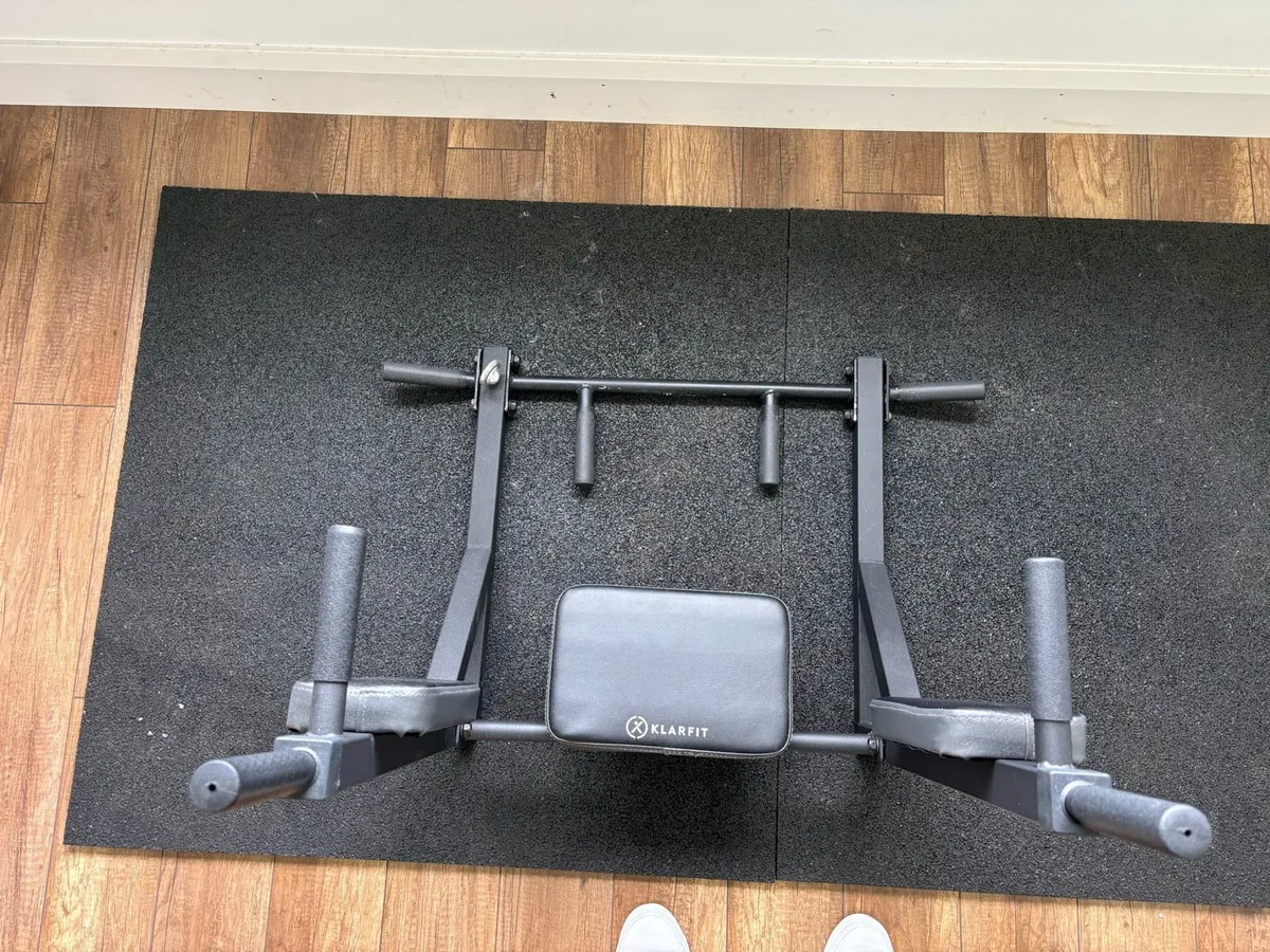 Pull Up and Dip Bar - Image 2
