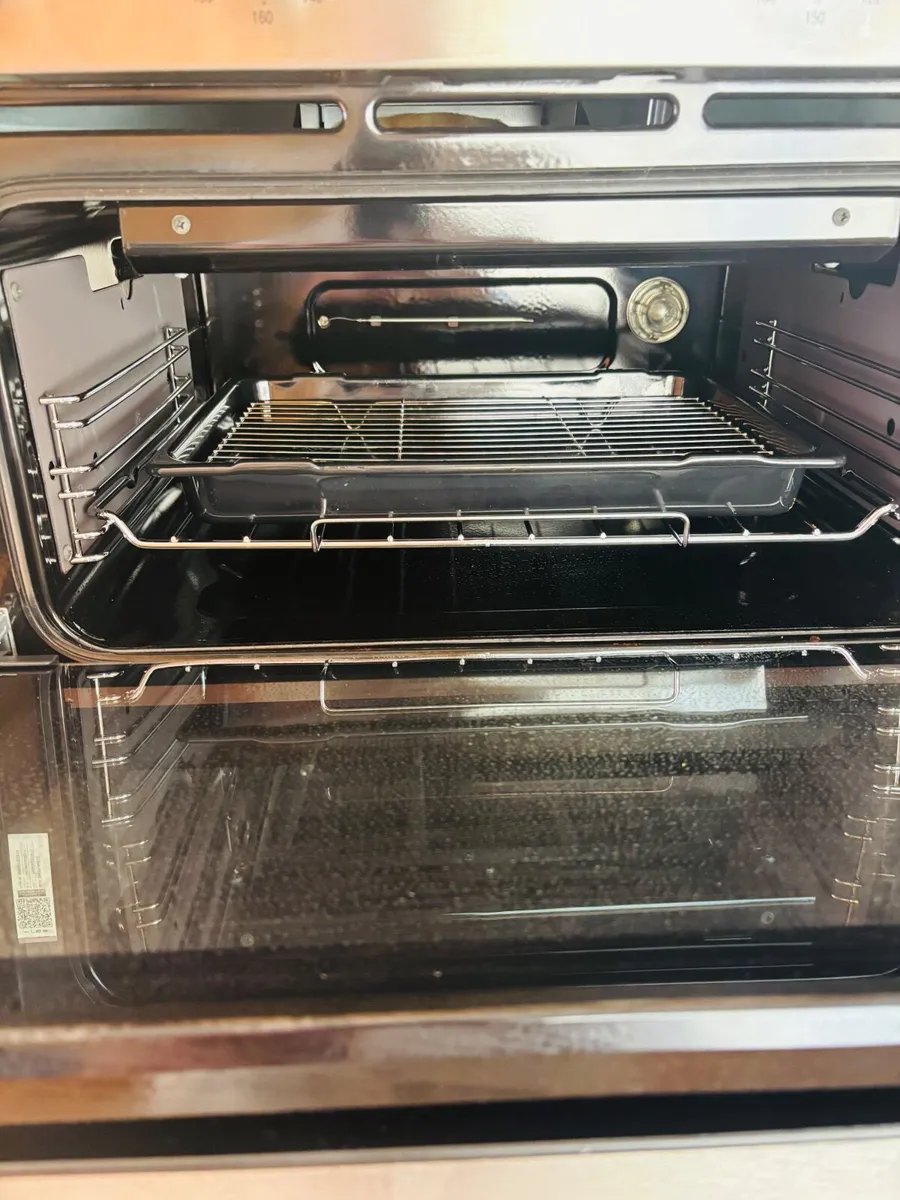 Oven - Image 3