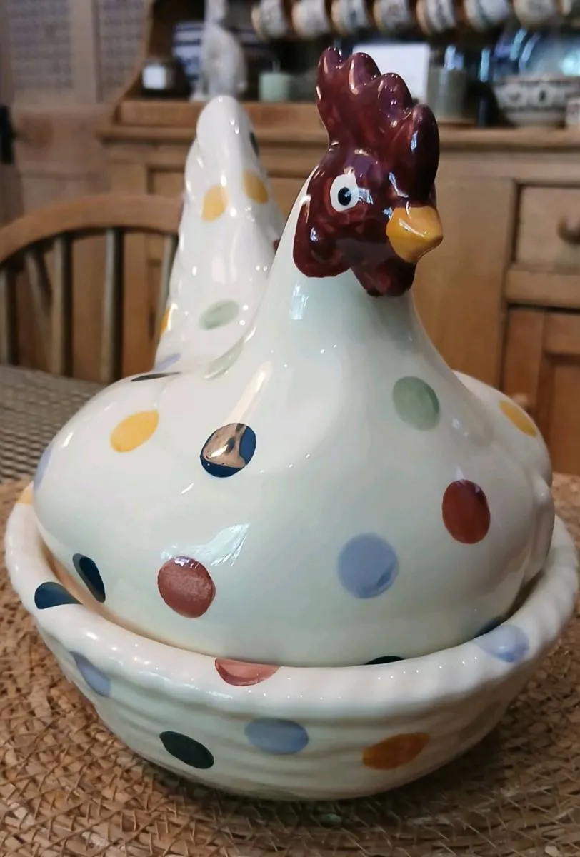 Pottery hen on nest Emma Bridgewater - Image 3