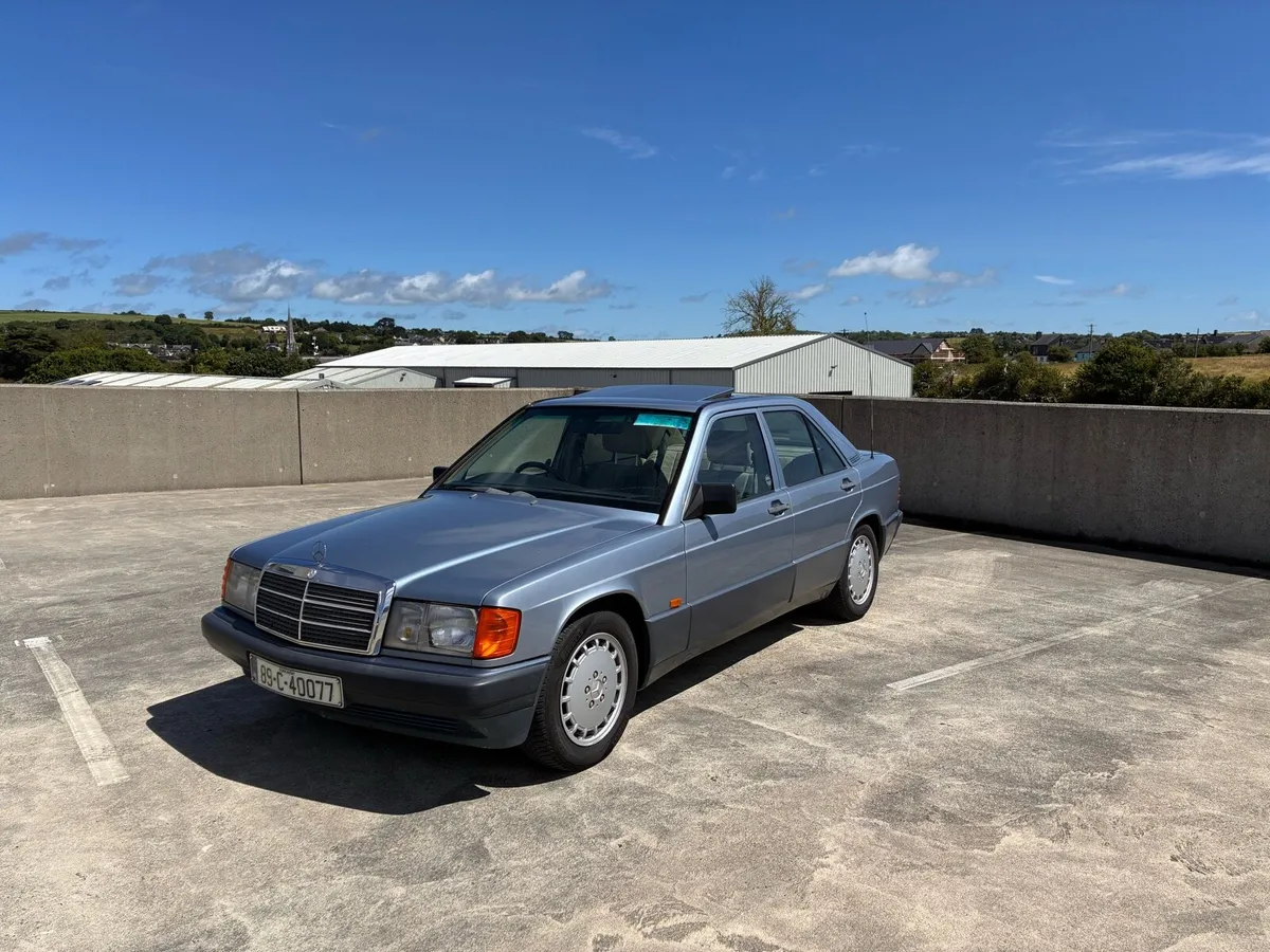 1989 Mercedes-Benz 190e W201 - Image 1