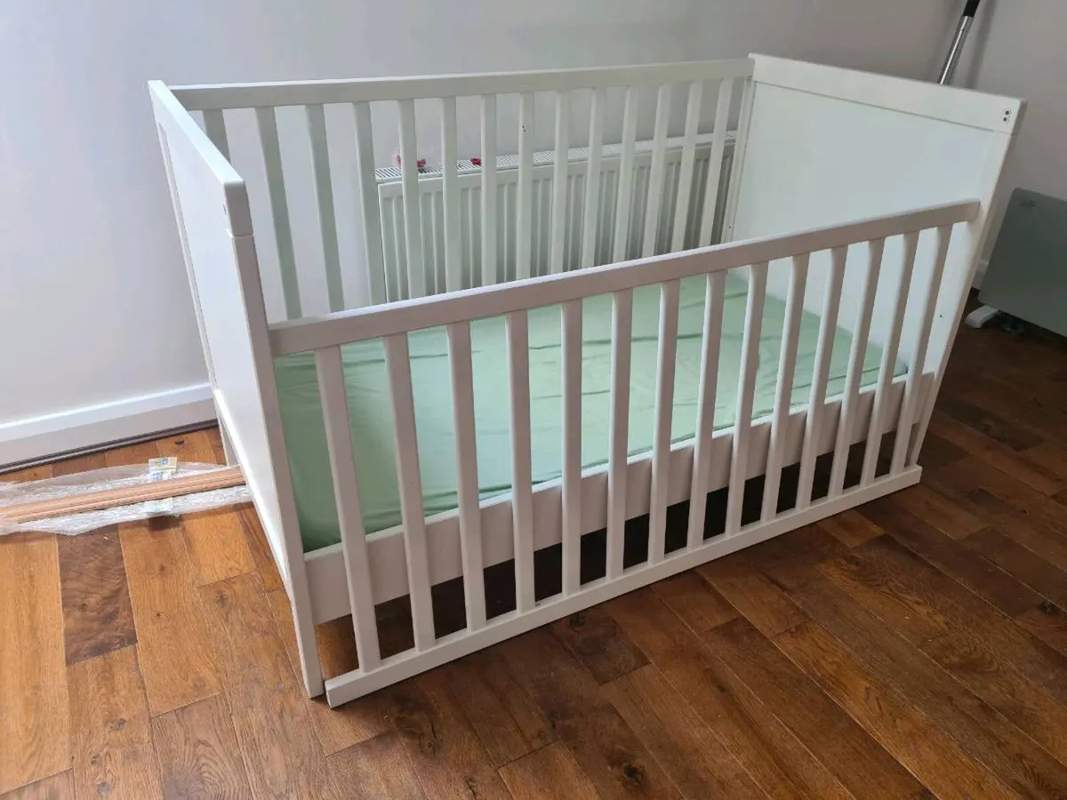 Baby Cot - Image 1