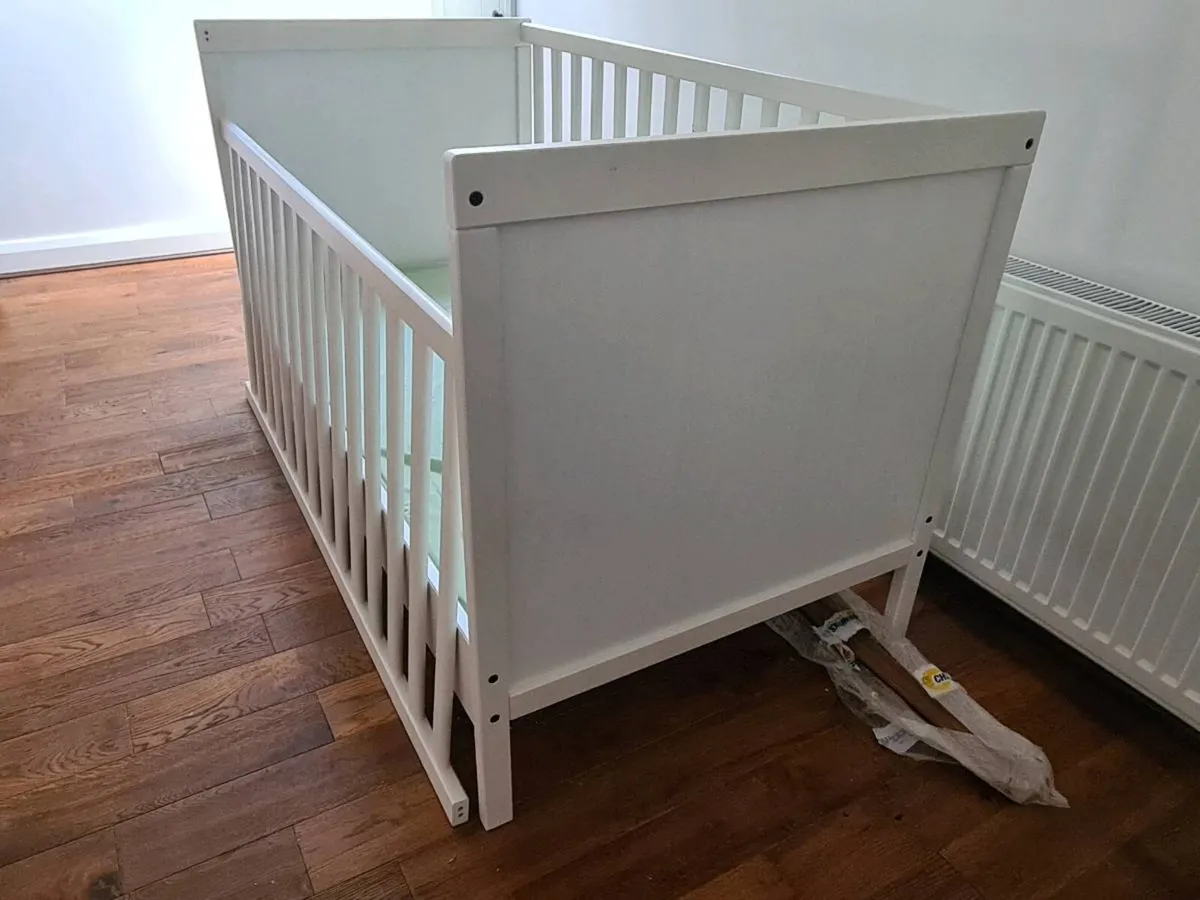 Baby Cot - Image 3