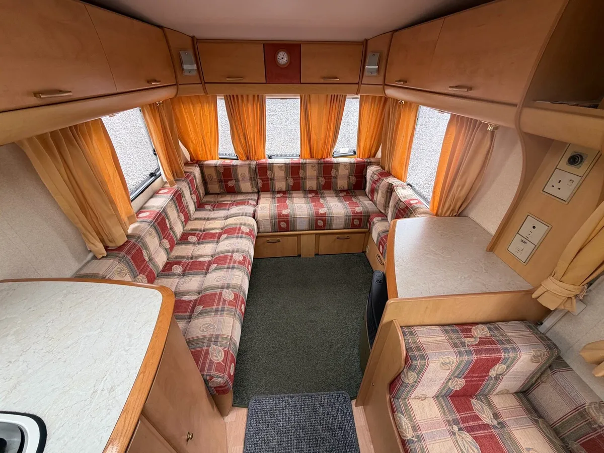 Bailey Pegeant 4-berth family caravan - Image 3