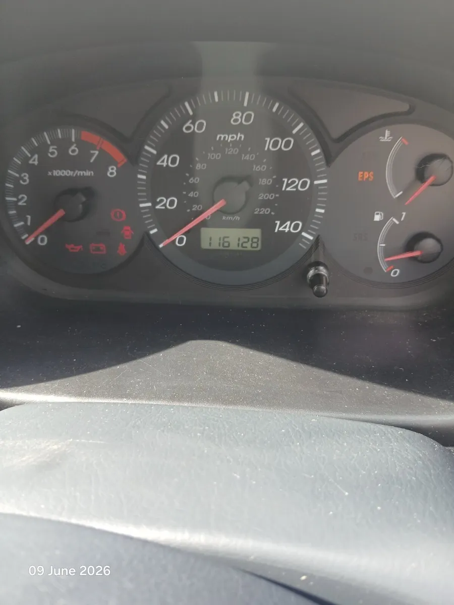 Honda Civic 2002 - Image 2