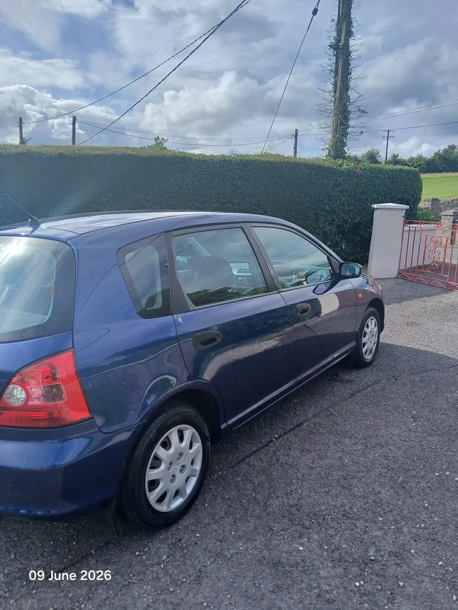 Honda Civic 2002 - Image 4