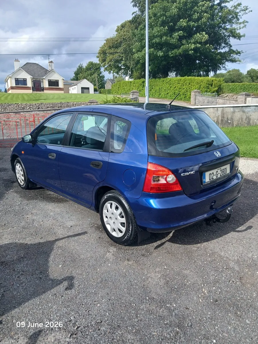 Honda Civic 2002 - Image 1