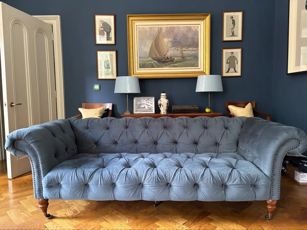 3 Seater Velvet Chesterfield Sofa - Image 1
