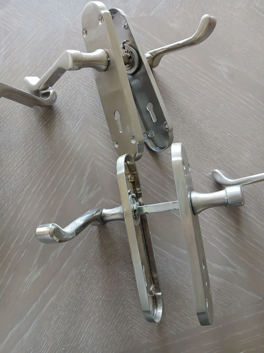 Door handles - Image 1