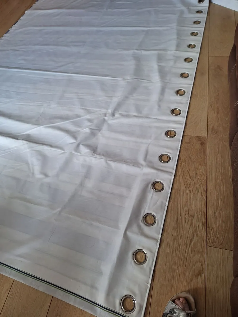 Bedroom curtans - Image 4