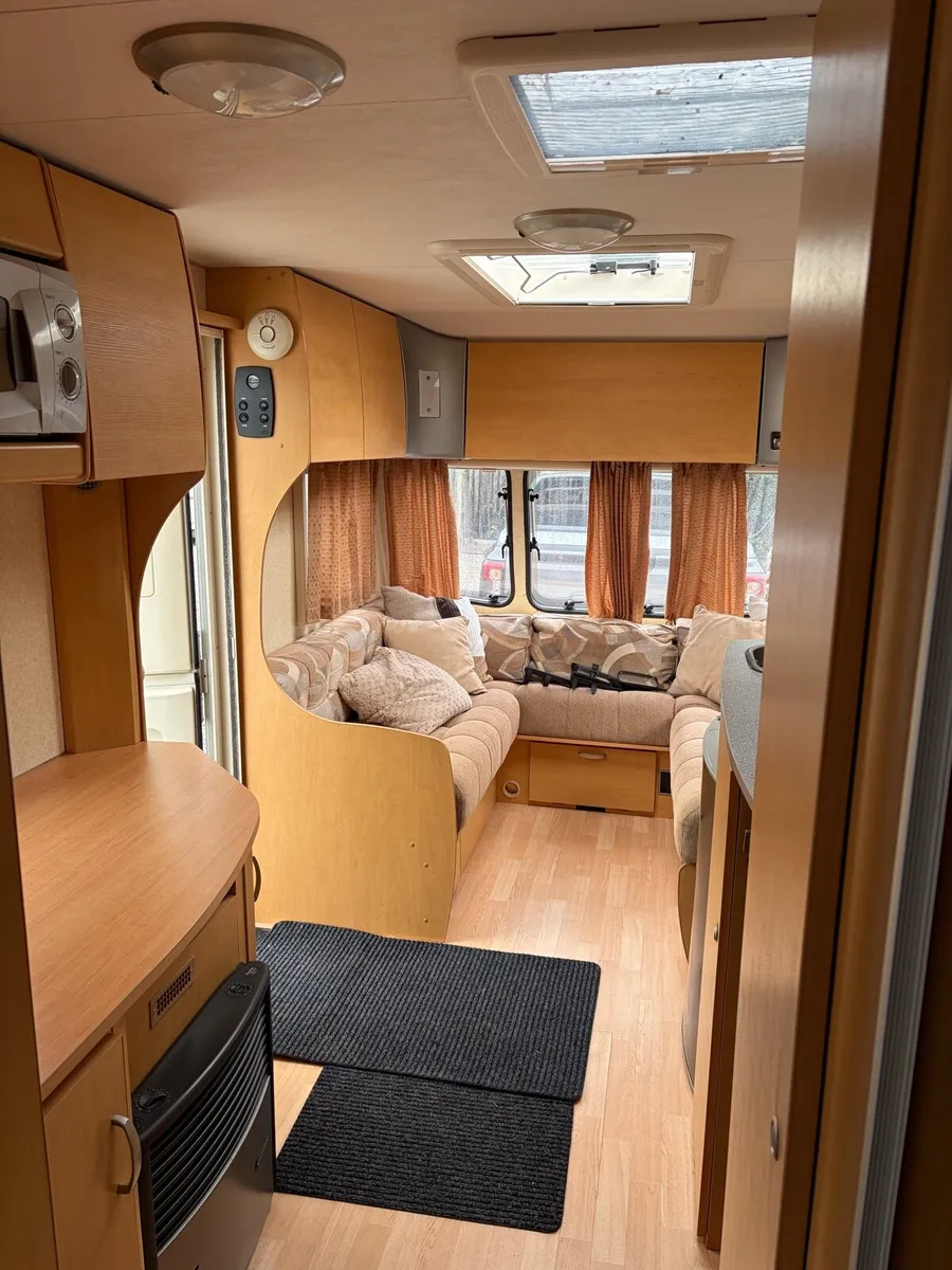 Bailey Ranger GT60 series 6 520 4 special edition - Image 4