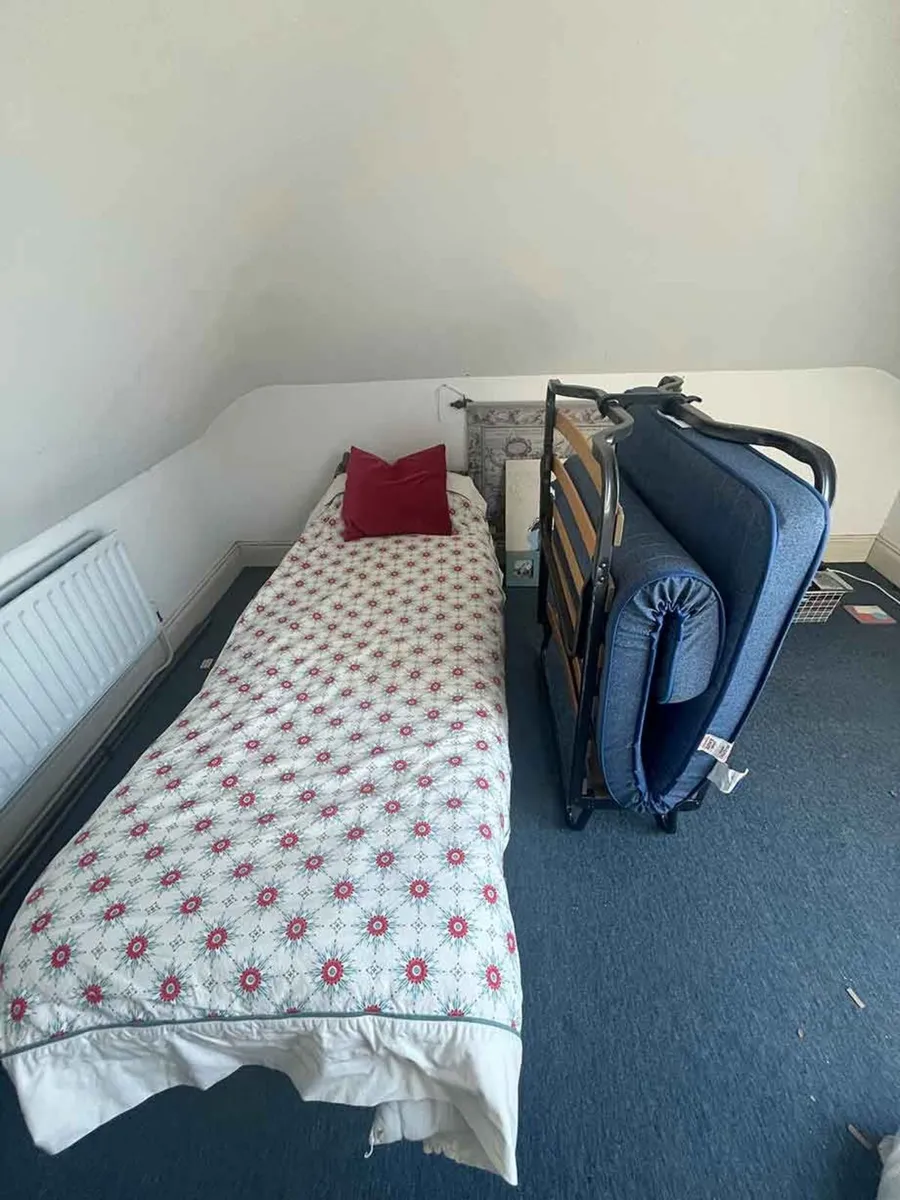 2 x fold-up single beds - Image 2