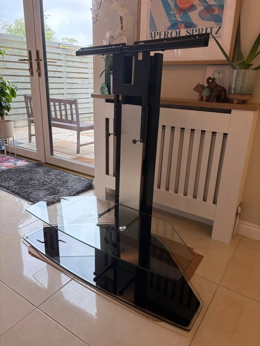 Ateca TV Stand - Image 3