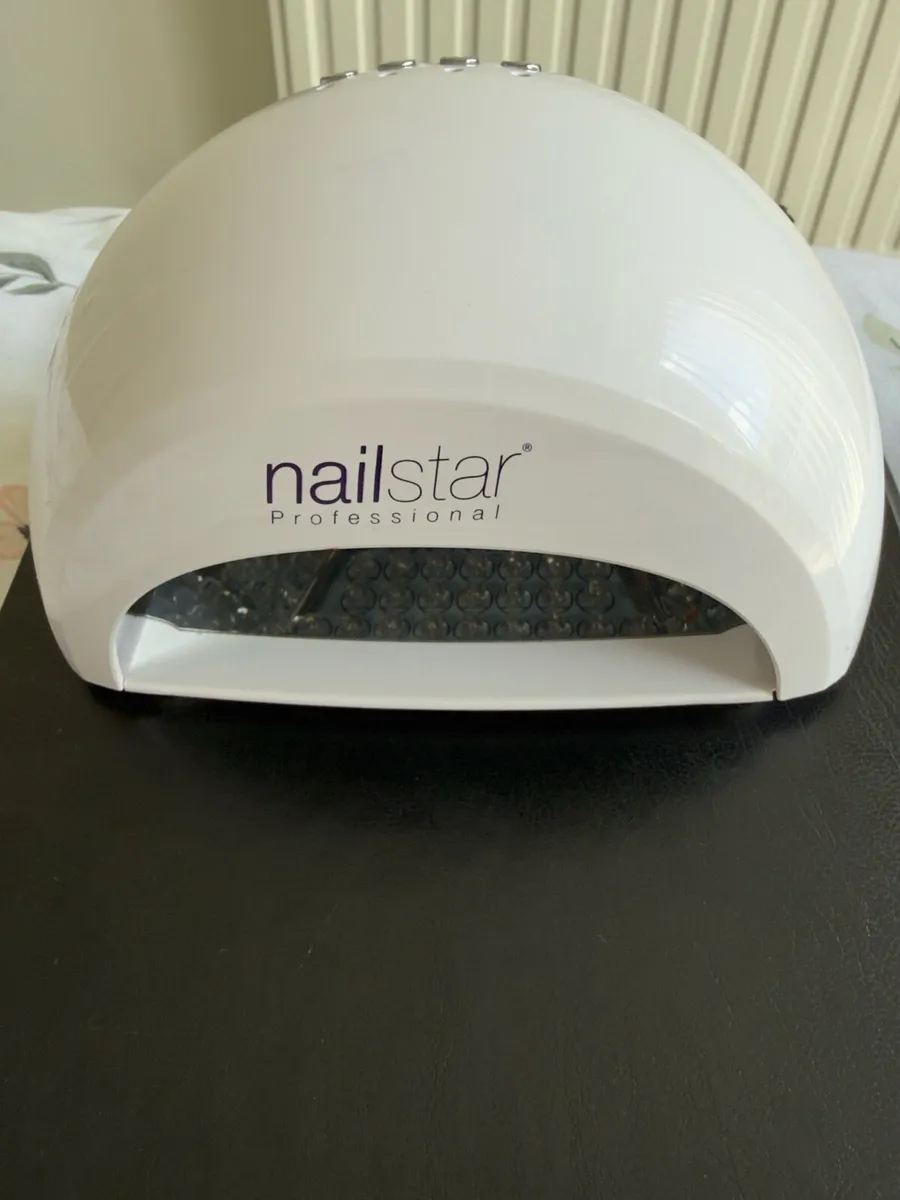 Professional Nailstar UV/LED Nail Lamp+6CANNI col - Image 1