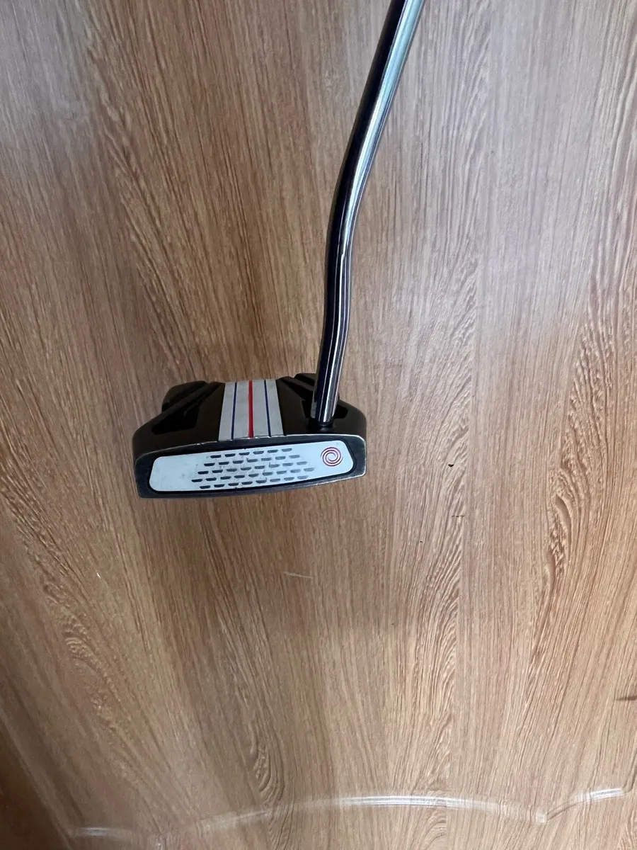 Odyssey Triple Track Ten Putter - Image 4
