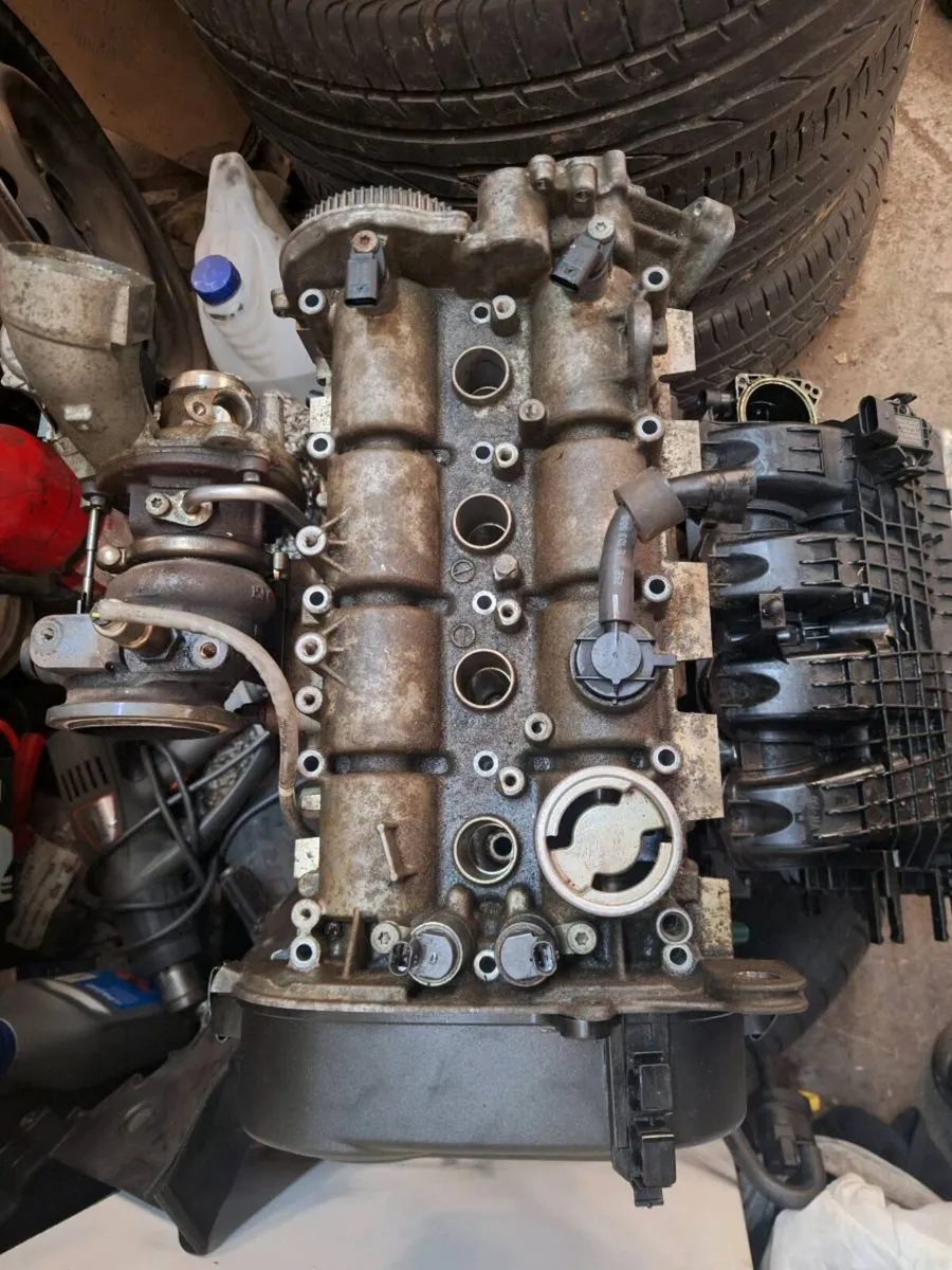 VW 1.4 petrol CUK hybrid engine 16 golf/passat - Image 1