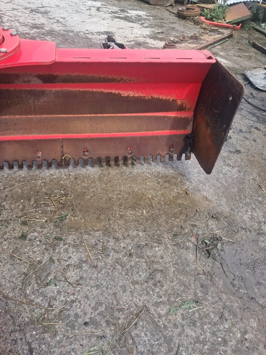Road Grader - Image 3