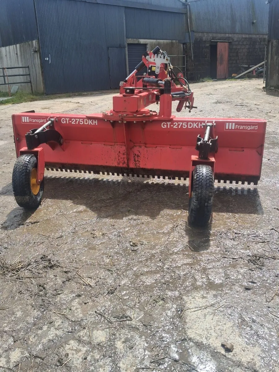 Road Grader - Image 1