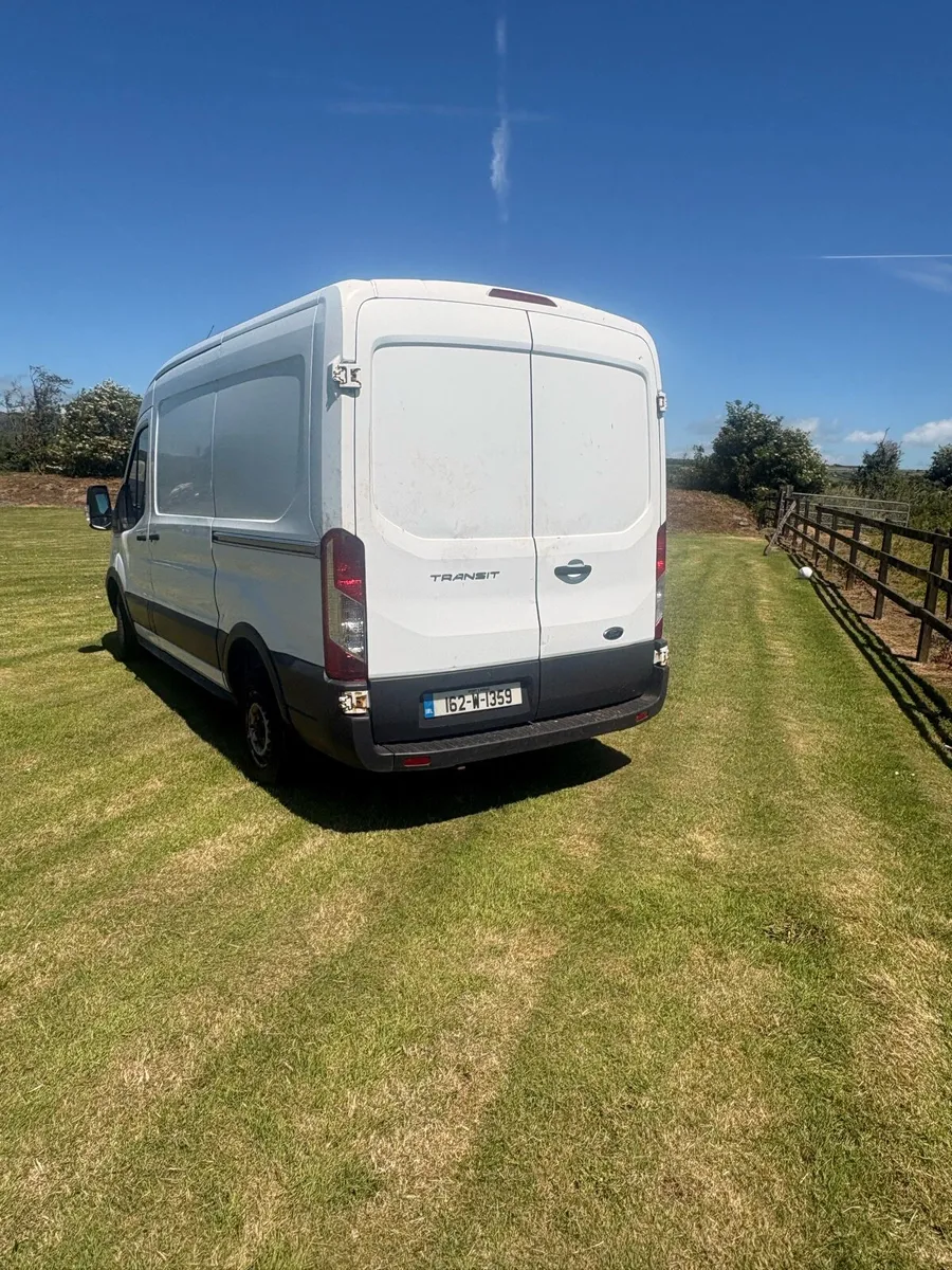 Ford Transit - Image 3