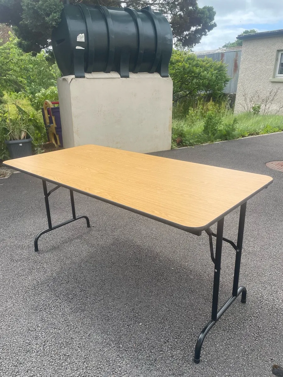 Foldable Tables - Image 1