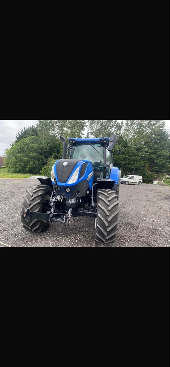 2022 t7 210 - Image 3