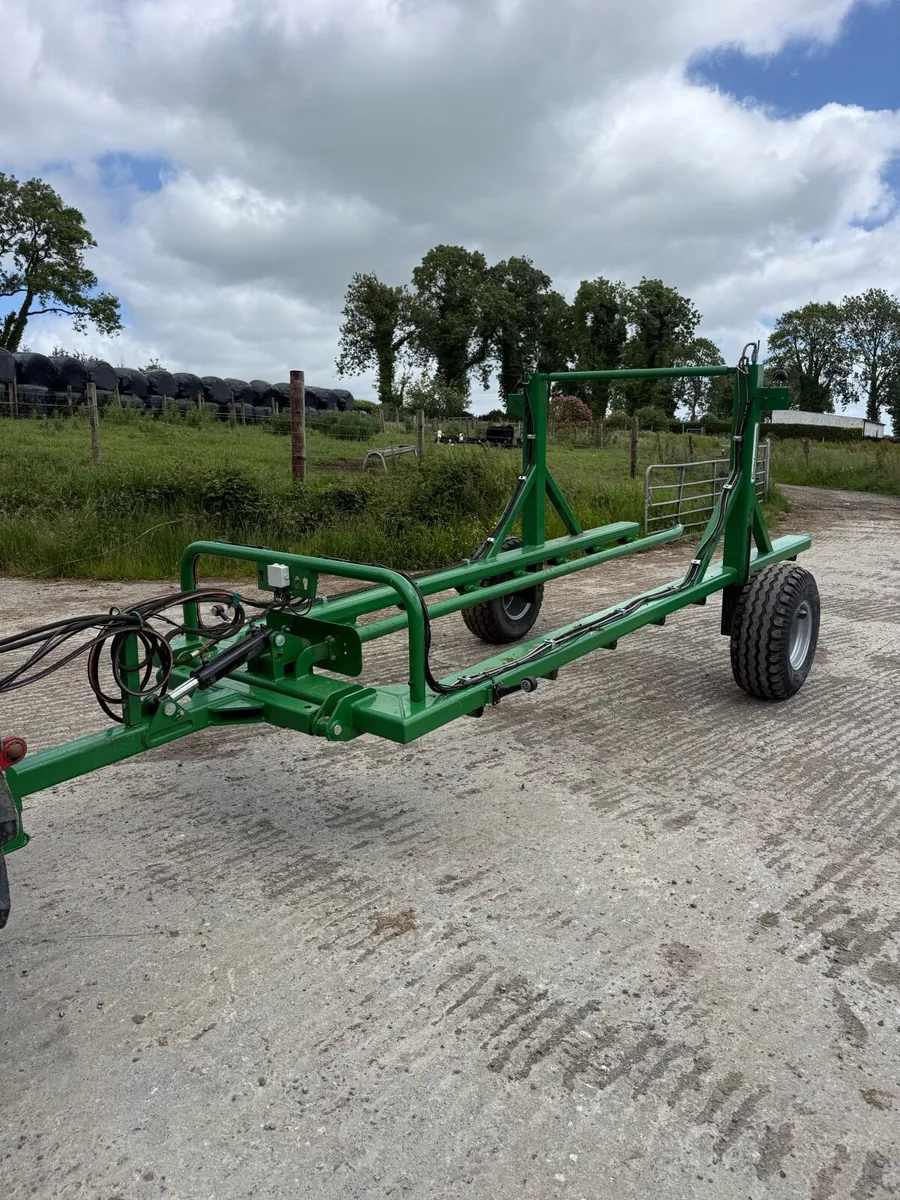 Cashel 4 Bale Trailer - Image 1