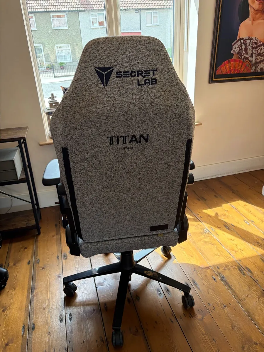 Secretlab TITAN Evo - Gaming/Office Chair - Image 3