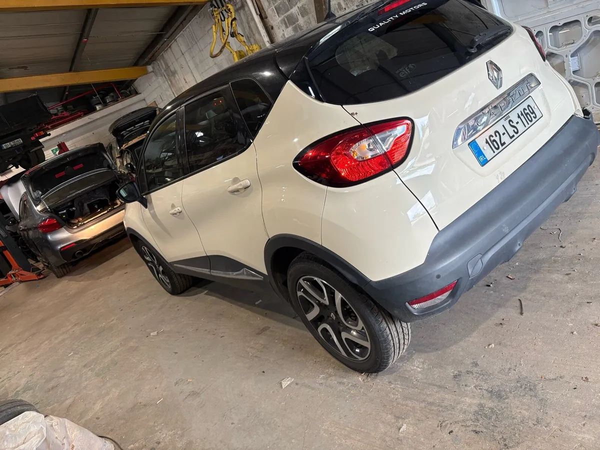 2016 Renault captur automatic 97k kilometres - Image 3