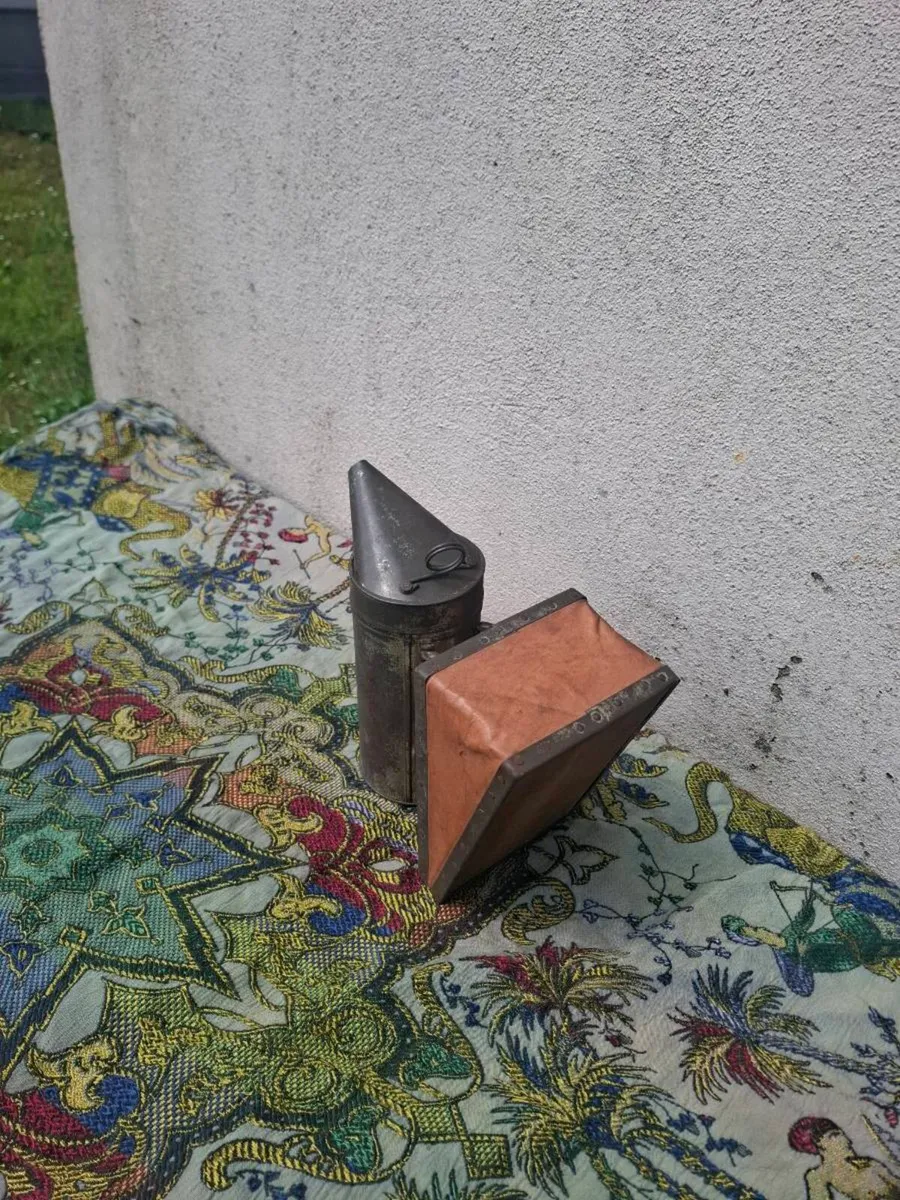 Bee smoker - Image 3