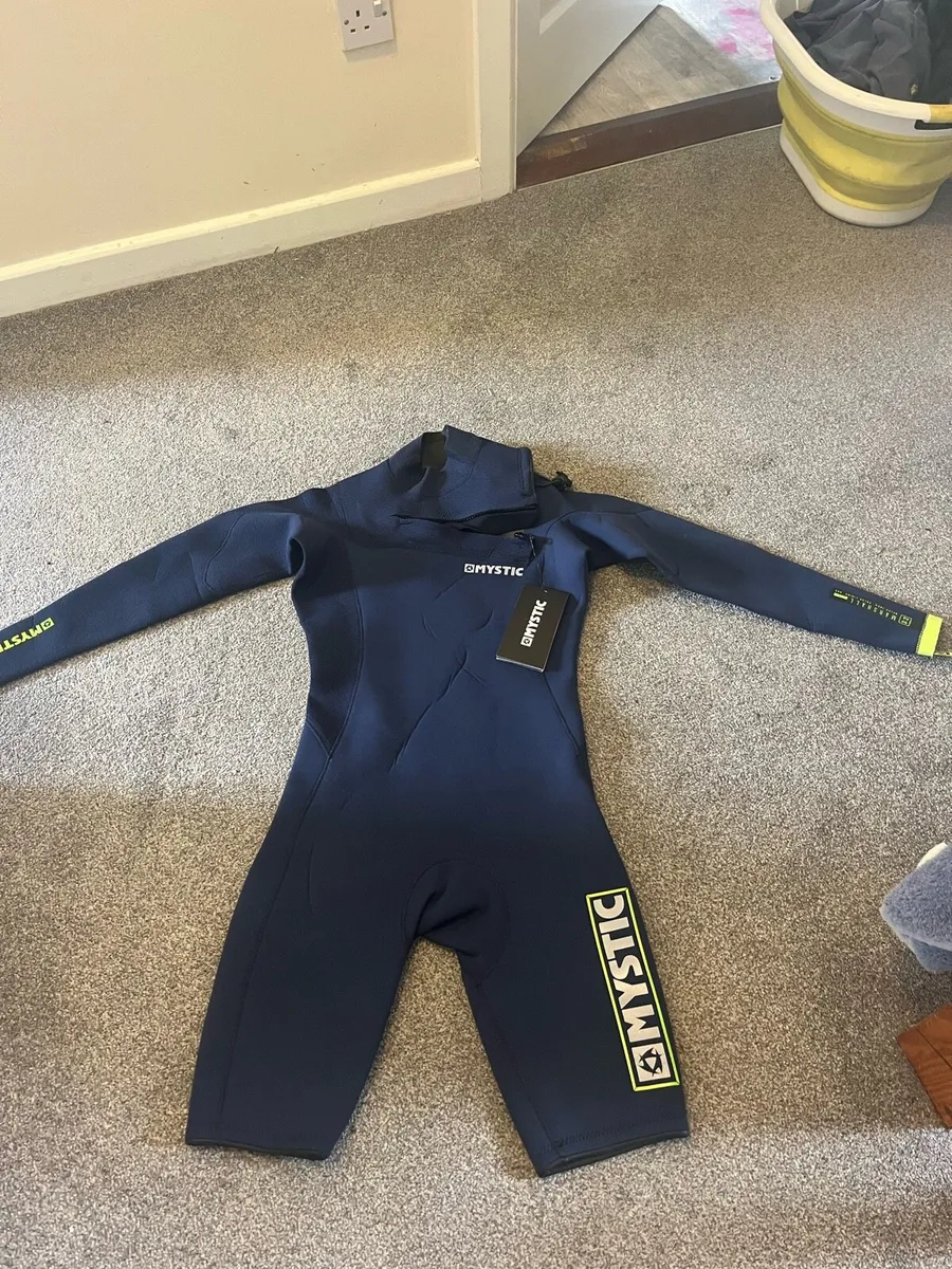 Mystic Marshall Longarm Shorty 3/2mm Wetsuit - Image 1