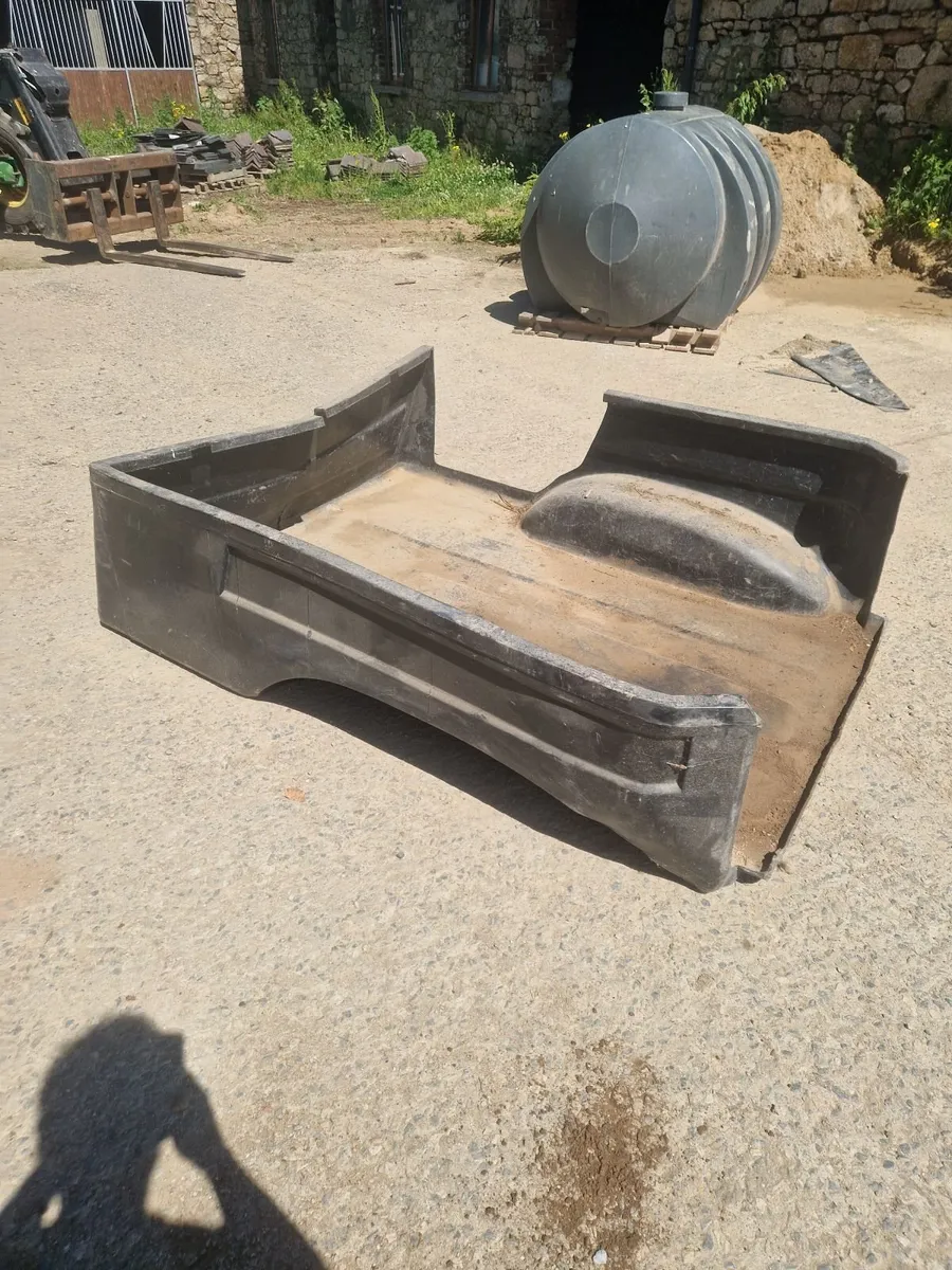 Land cruiser boot liner - Image 1