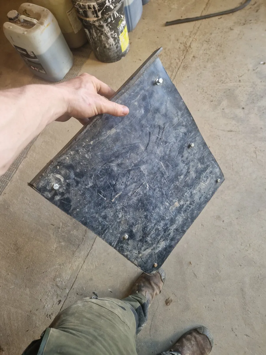 Land cruiser boot liner - Image 3