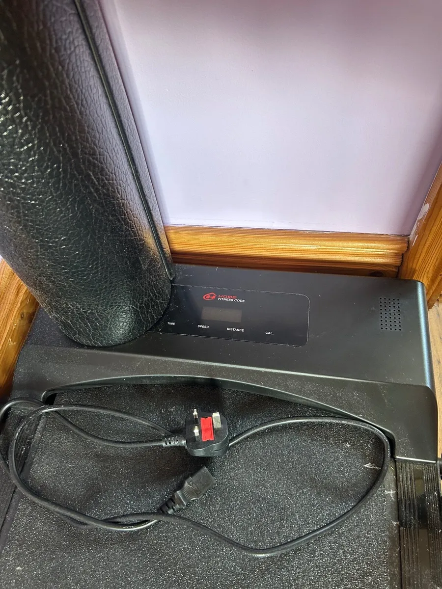 Home fitness code treadmill (max 10km hour) + mat - Image 4