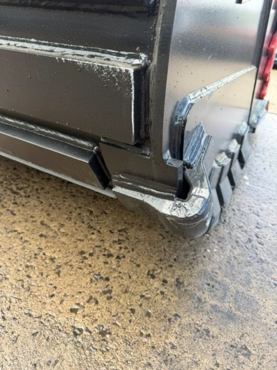 1500mm extreme duty rock bucket to suit 35 ton - Image 4