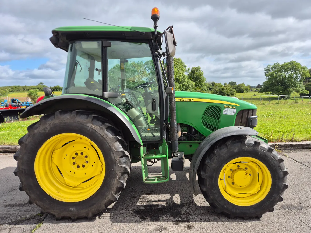 John Deere 5100M 2012 - Image 3