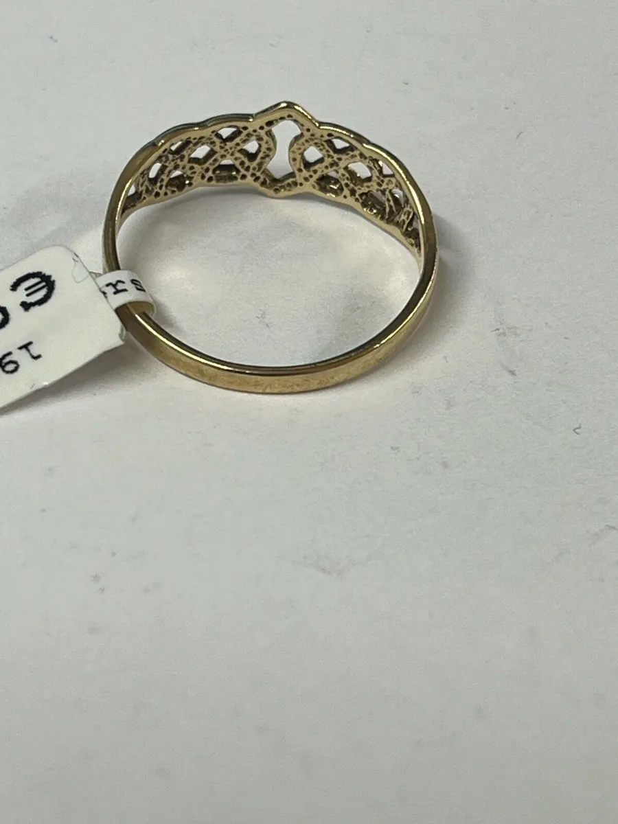 9k gold ring with Celtic design - Image 4