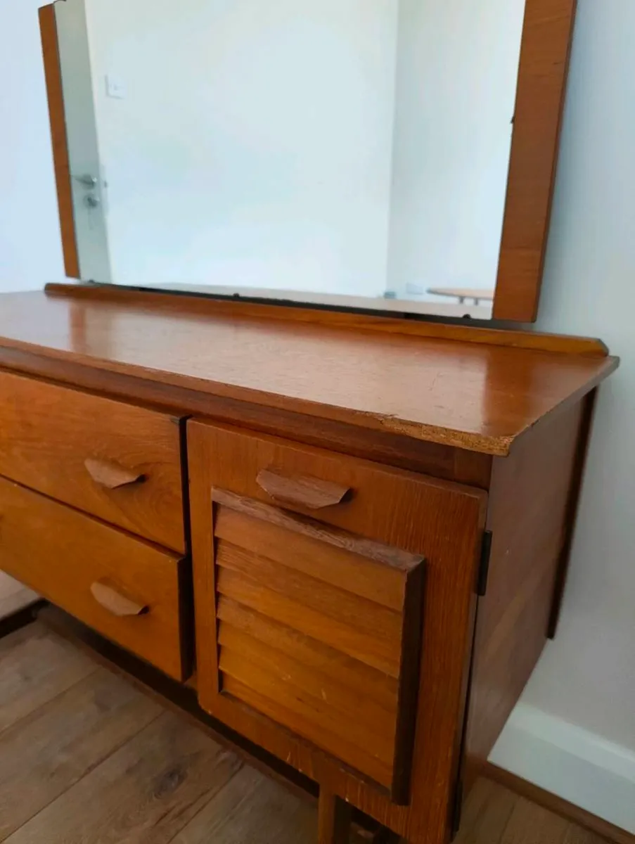 Dressing Table - Image 4