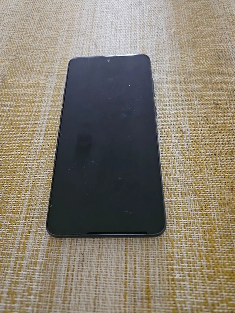 Samsung Galaxy S21 FE 5G - Image 1