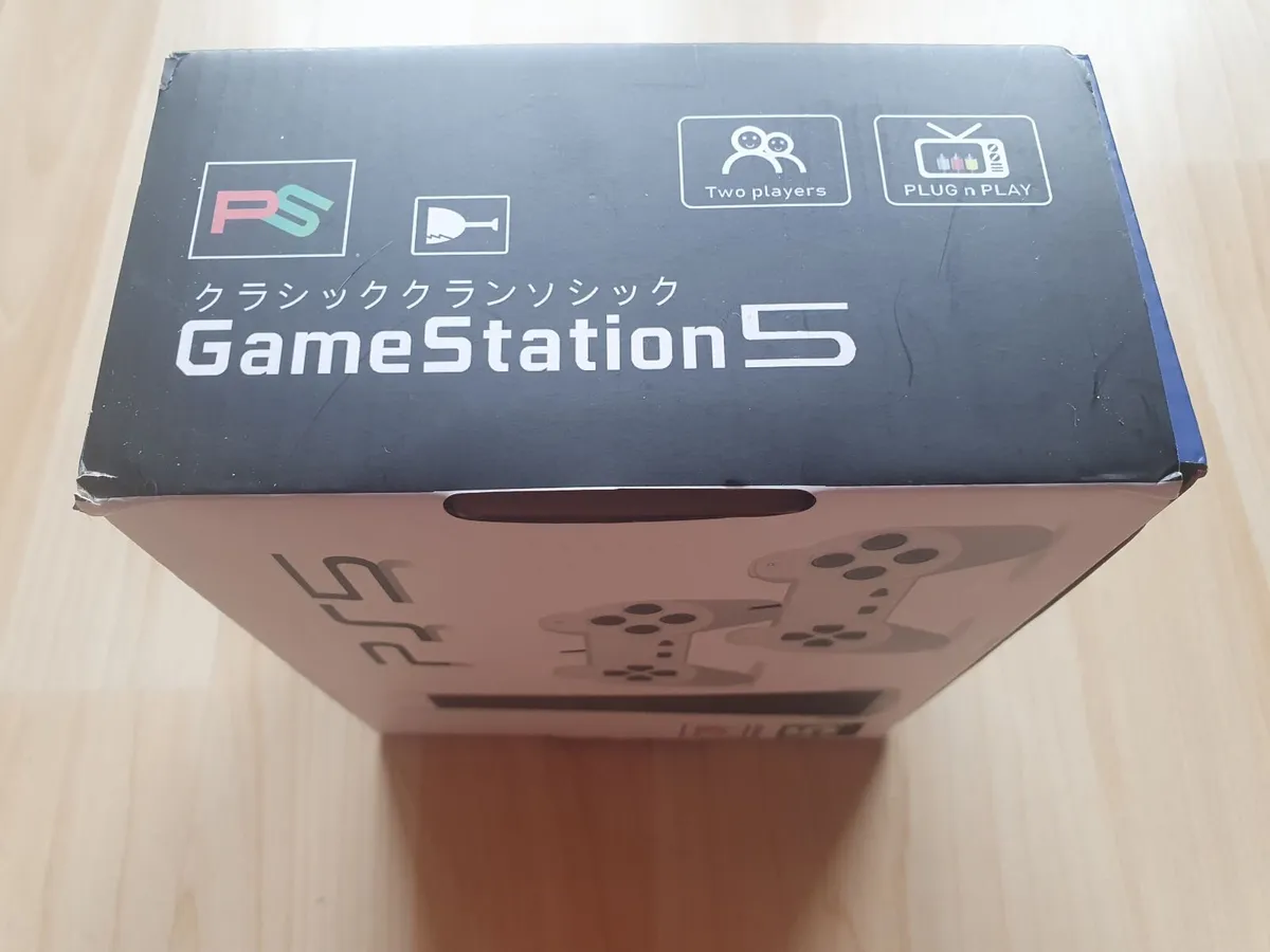 Retro Game Console - Image 1