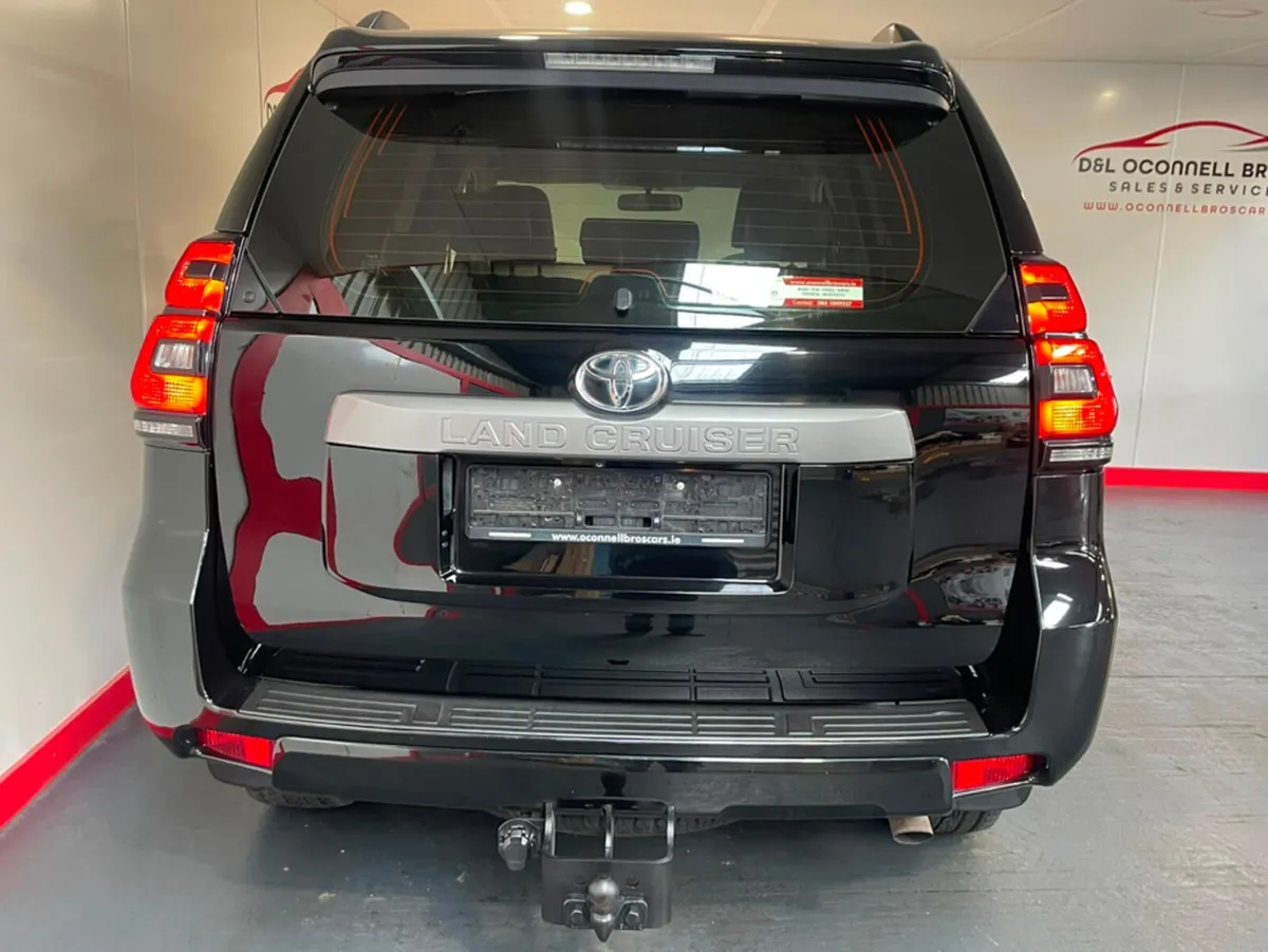 Toyota Land Cruiser LAND CRU BUSINESS 19 AUTO 4DR - Image 4