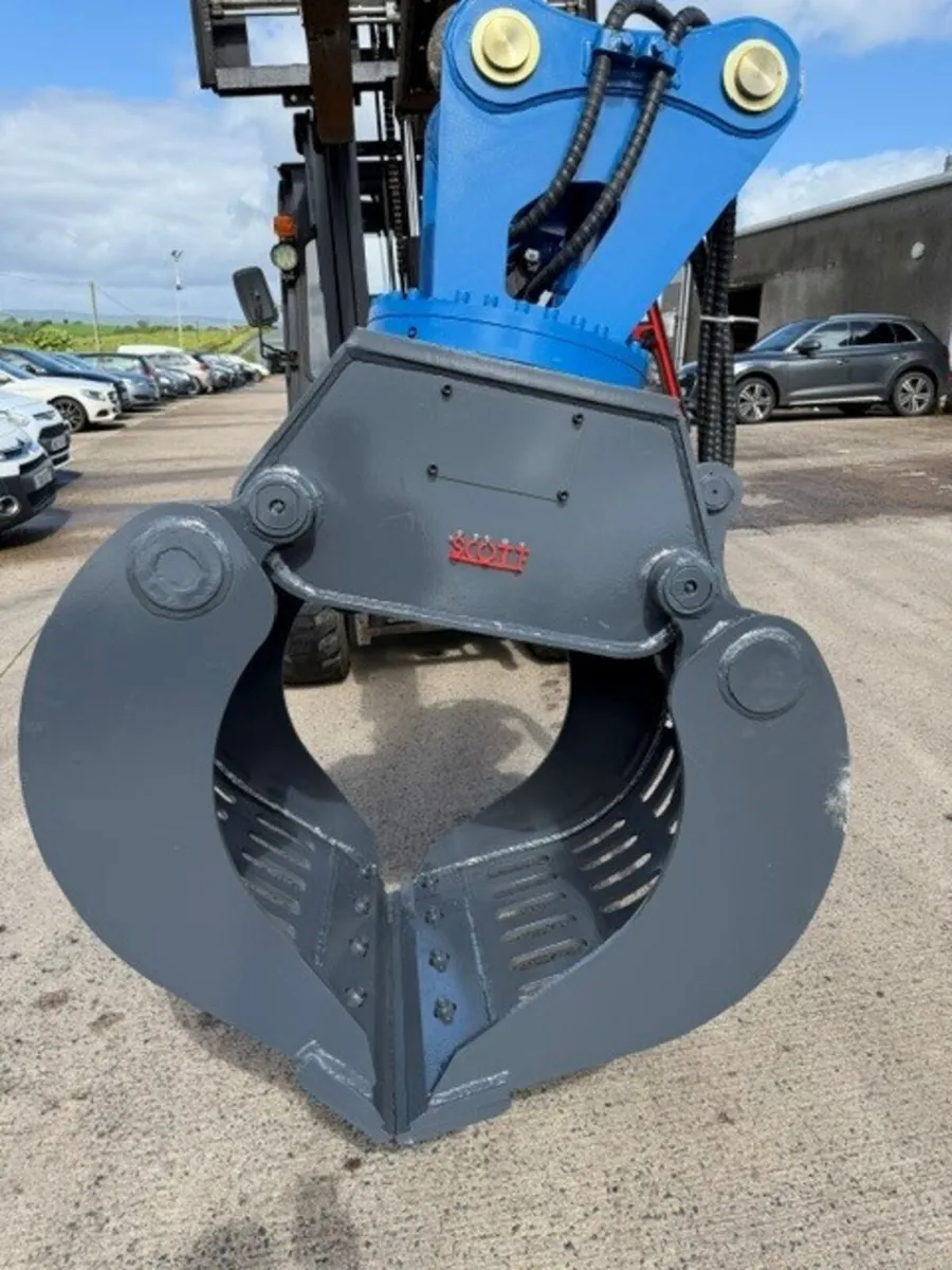 Hydraulic rotating selector grapple to suit 13 ton - Image 1