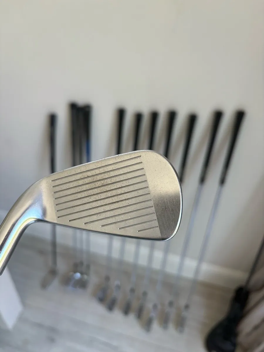 Titleist T-MB 2 iron - Image 2