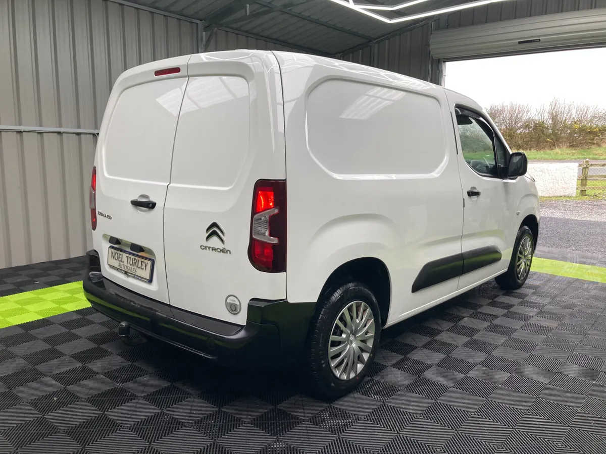 Citroen Berlingo 2022 - Image 2