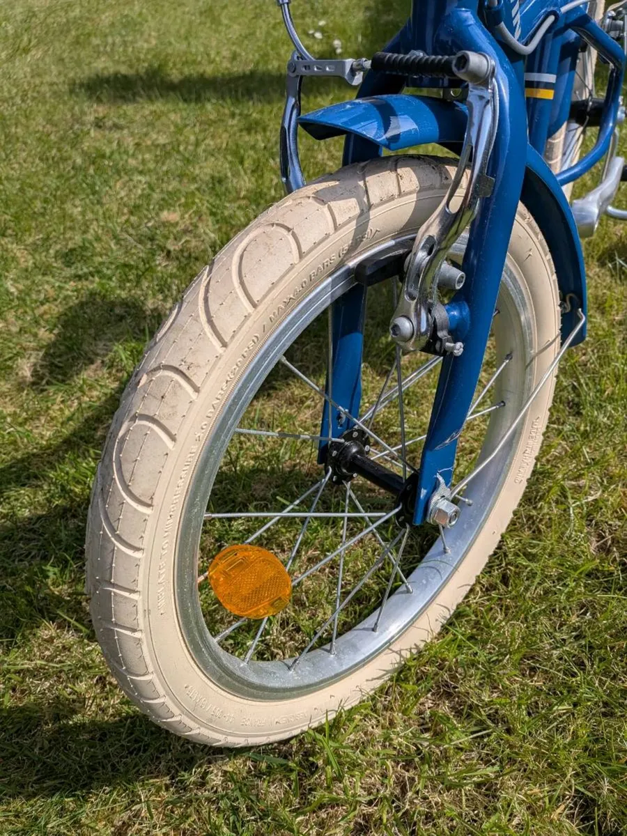 BTWIN 900 Childs Bike - Image 4