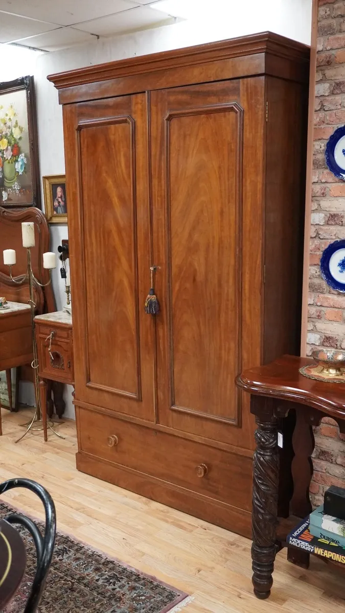 Classic Victorian Mahogany Double Wardrobe - Image 2