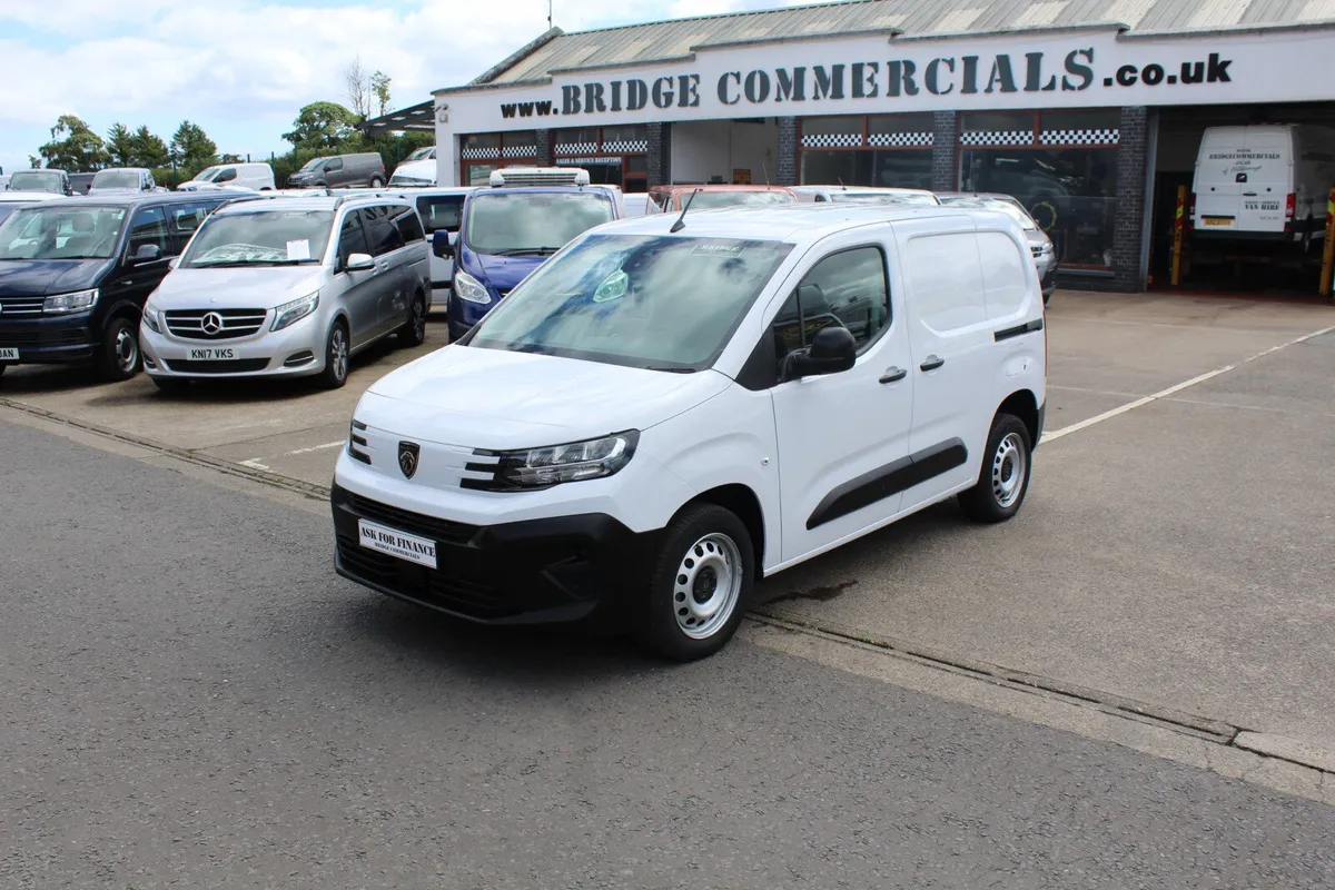 2025 Peugeot Partner Enterprise - Image 1