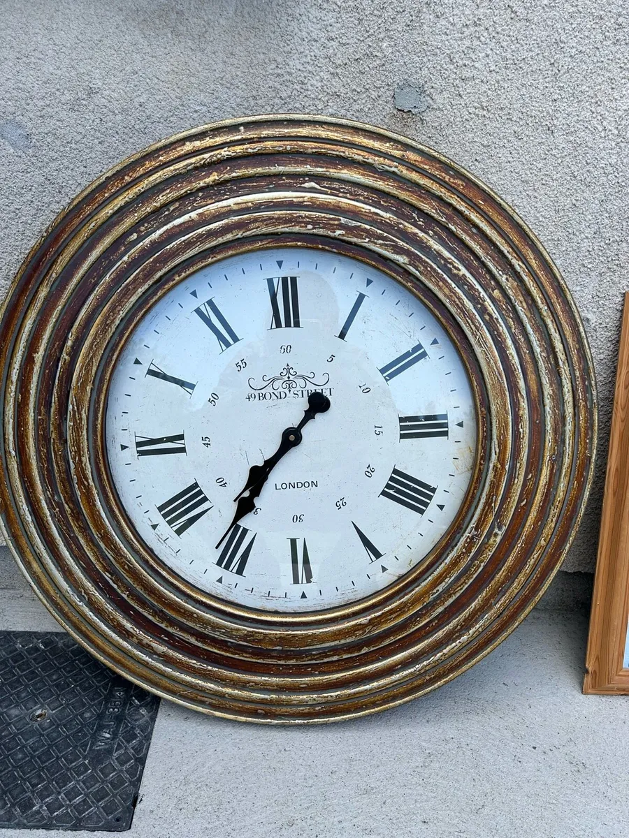 Large clock - Image 1