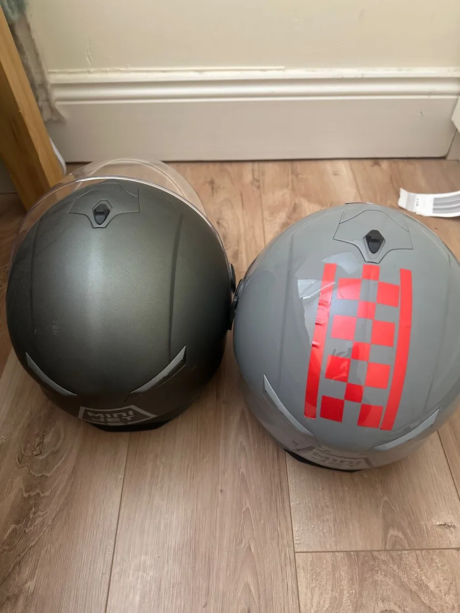 Helmet for sale - Image 4