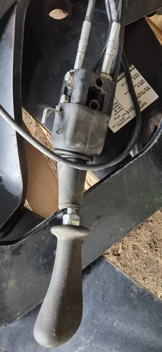 Loader brackets for NEW HOLLAND TSA - Image 4